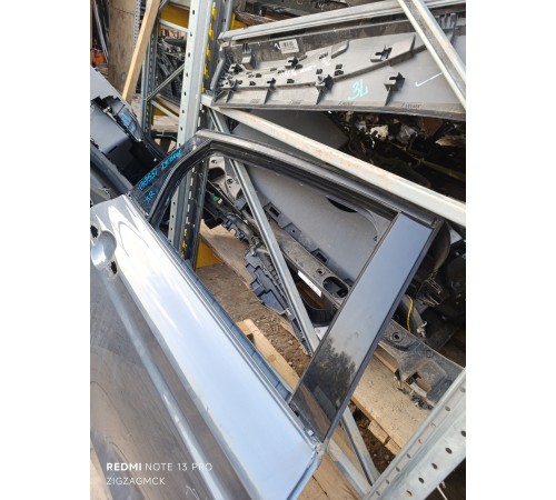 Дверь задняя правая