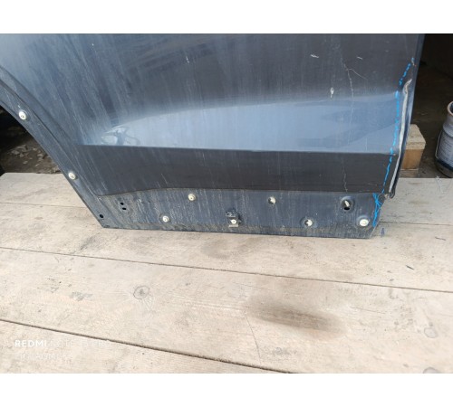 Дверь задняя правая