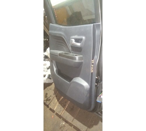 Обшивка двери (Задняя левая)