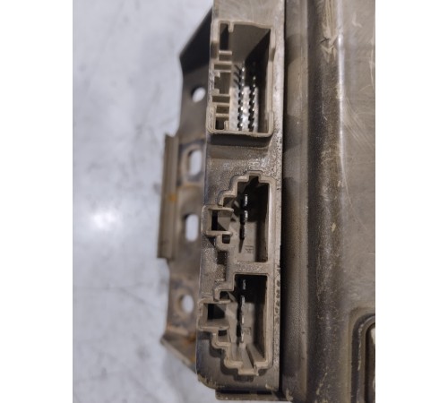 Блок предохранителей (салонный)