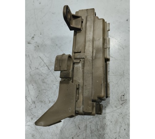 Блок предохранителей (салонный)