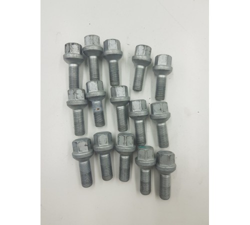 Комплект колесных болтов 15 шт.