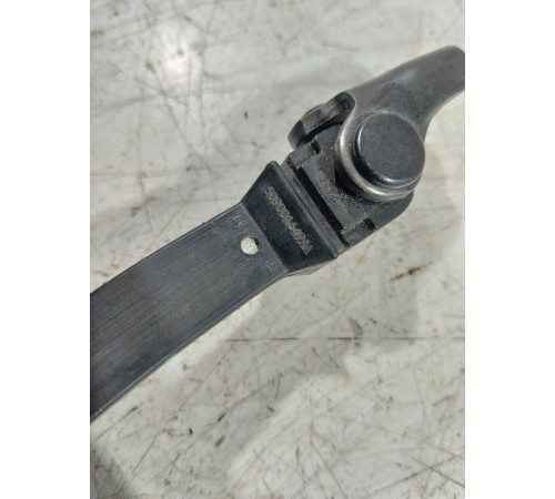 Ограничитель двери задний левый