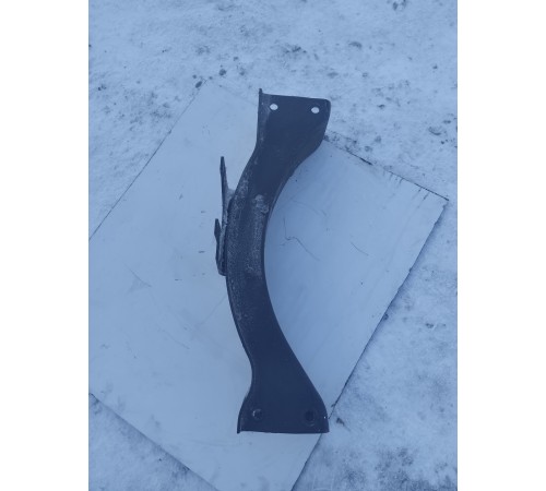 Кронштейн(крепление) рамы передний