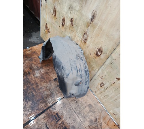 Локер (подкрылок) задний левый