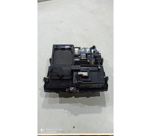 Бардачок центральной консоли