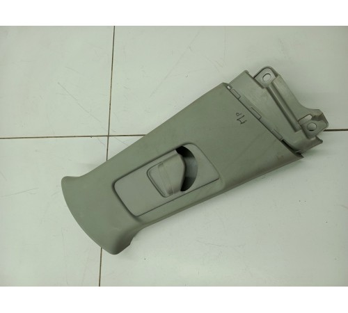 Обшивка стойки правая