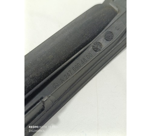 Молдинг лобового стекла правый, накладка