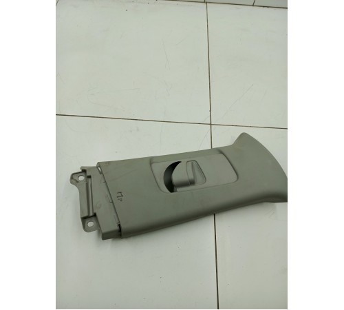 Обшивка стойки правая