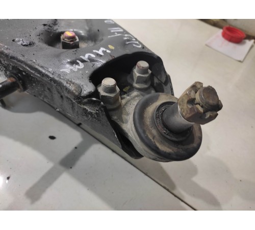 Рычаг подвески (передний, правый, нижний)