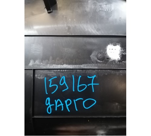 Обшивка крышки багажника