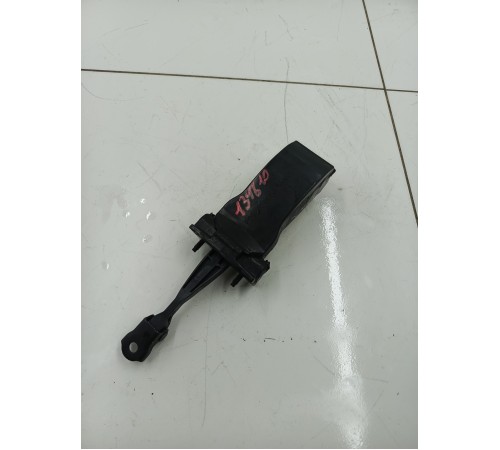 Ограничитель двери задний правый