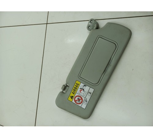 Козырек солнцезащитный правый