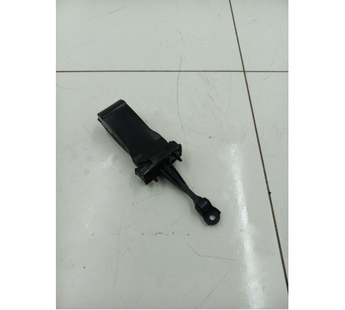 Ограничитель двери задний правый