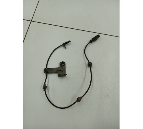 Датчик ABS передний левый