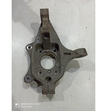 Кулак поворотный(передний правый)