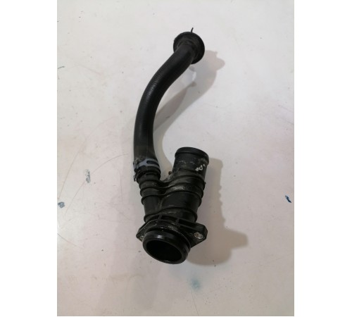 Патрубок (фланец) системы охлаждения