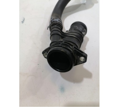 Патрубок (фланец) системы охлаждения