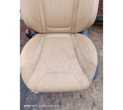 Сиденье переднее левое