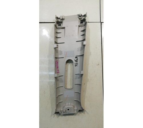 Обшивка стойки (передняя, левая)