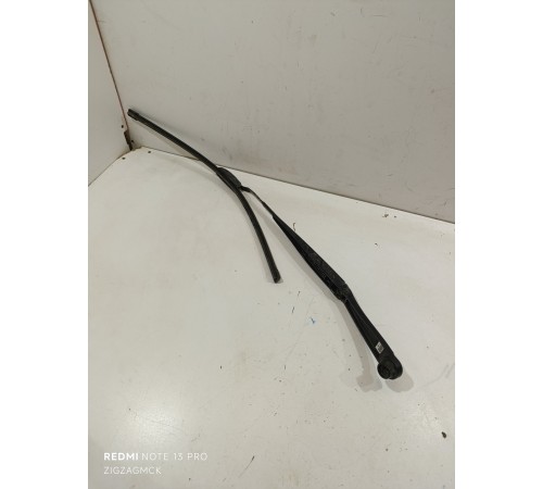 Поволок стеклоочистителя левый , водительский