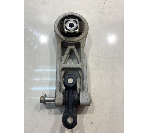 Опора двигателя