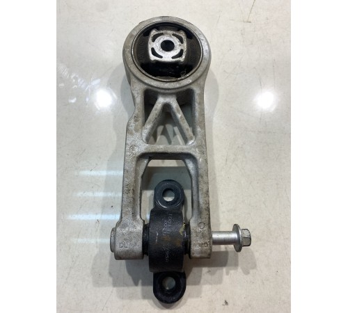 Опора двигателя