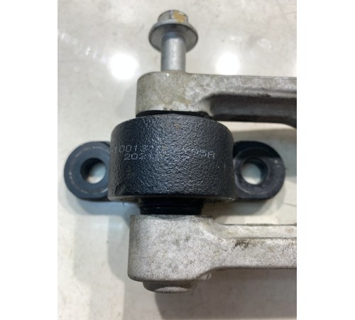 Опора двигателя