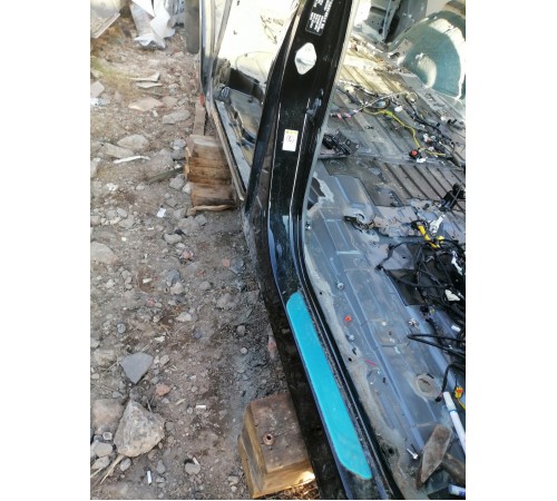 Порог со стойкой (правый)