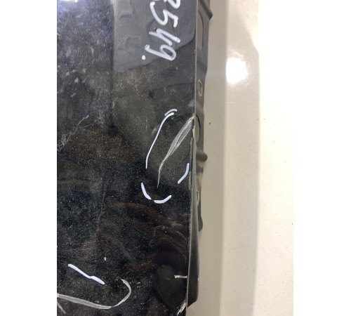 Крыло переднее левое