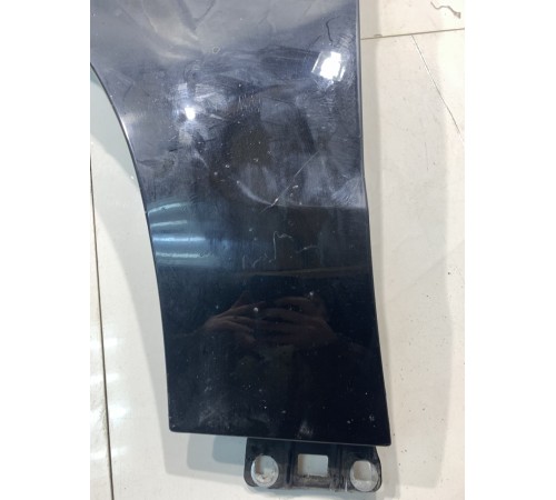 Крыло переднее левое