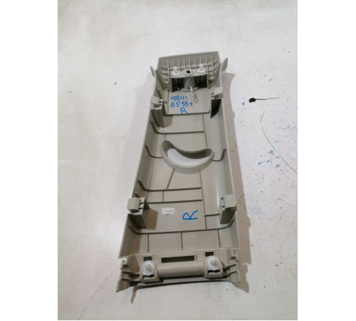 Обшивка центральной стойки правая верхняя