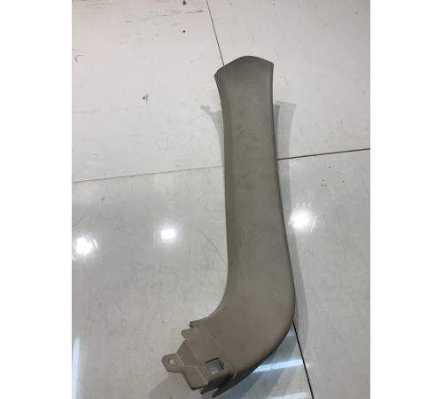 Накладка двери багажника (верхняя, правая)