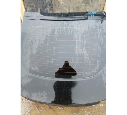 Крышка багажника со стеклом