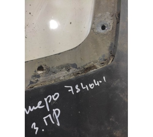 Брызговик (задний, правый)