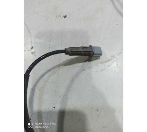 Датчик ABS(передний левый)