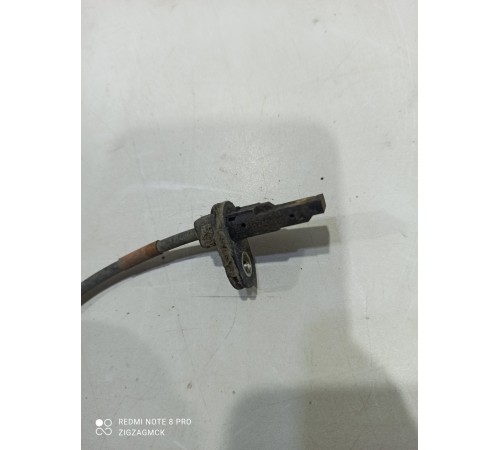 Датчик ABS(передний левый)