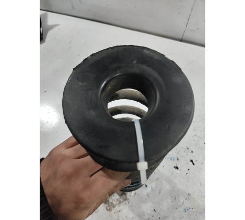 Пружина подвески задняя