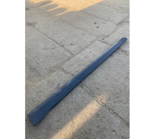 Накладка порога левая,наружняя