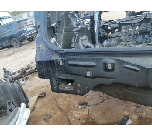 Задняя панель кузова