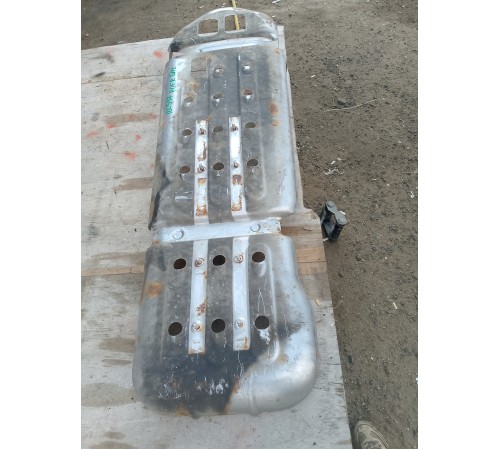 Защита топливного бака металлическая