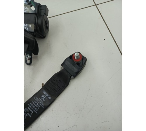 Ремень безопасности задний правый