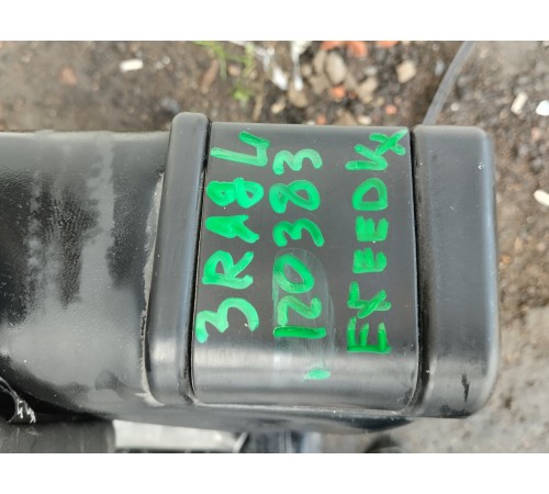 Сиденье третьего ряда левое