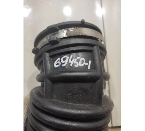 Патрубок воздушного фильтра