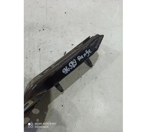 Кронштейн(крепление) кузова правый