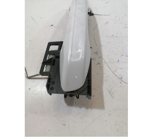 Ручка двери задняя правая наружная