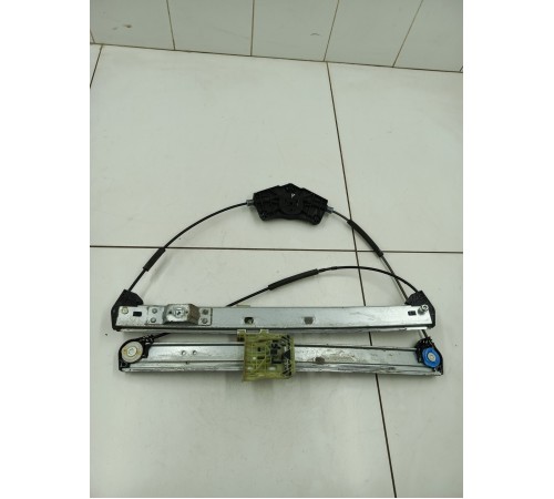 Стеклоподъемник передний левый