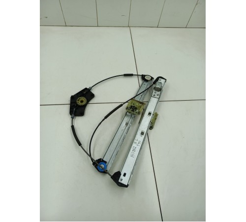 Стеклоподъемник передний левый