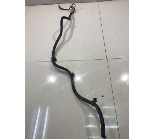 Патрубок заднего редуктора