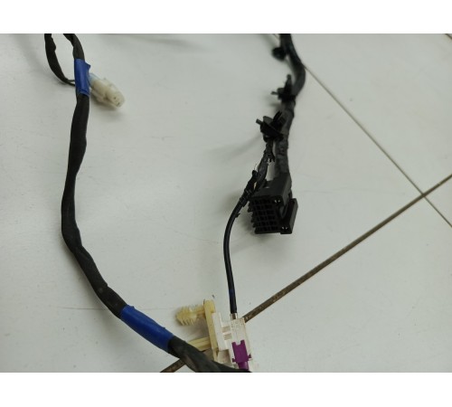 Электропроводка двери